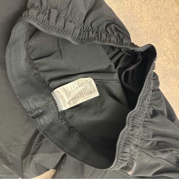 New Balance NYC Marathon Black Athletic Men's Shorts Medium - Picture 5 of 5